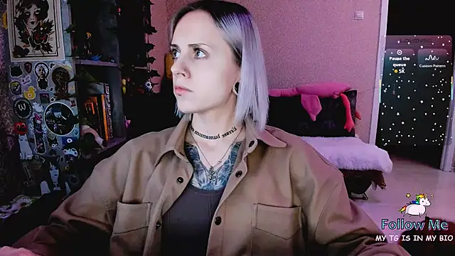 NaniMoore online show from 01/12/26, 08:15