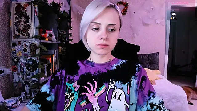 NaniMoore online show from 10/09/25, 08:31