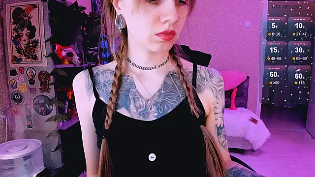 NaniMoore online show from 02/26/25, 08:15