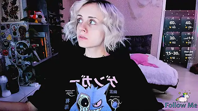 NaniMoore online show from 10/30/25, 08:50