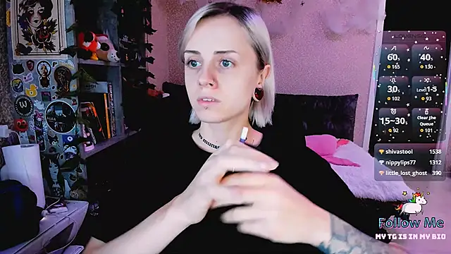 NaniMoore online show from 11/23/25, 08:19