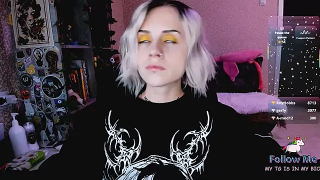 NaniMoore online show from 01/11/26, 08:16