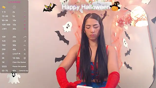 Thayssa ross online show from 10/31/25, 12:35