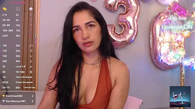 Thayssa ross online show from 05/01/26, 03:17