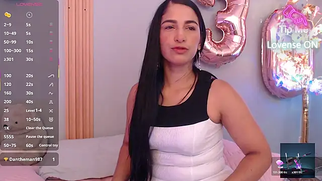Thayssa ross online show from 04/30/26, 02:57