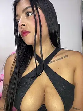 Dulce-diosa online show from 04/14/26, 01:21