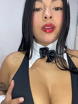 Dulce-diosa online show from 03/21/26, 01:40