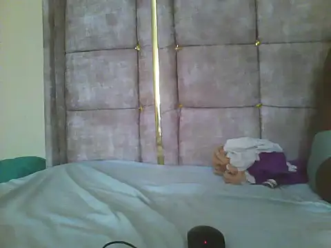 Snapshot of Sweet-beanca chatting on 03/02/26, 12:45 Sweet-beanca online show from 03/02/26, 12:45