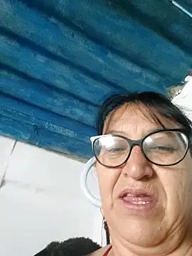 clarita 01 online show from 12/21/25, 01:35