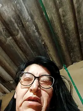 clarita 01 online show from 10/06/25, 10:38