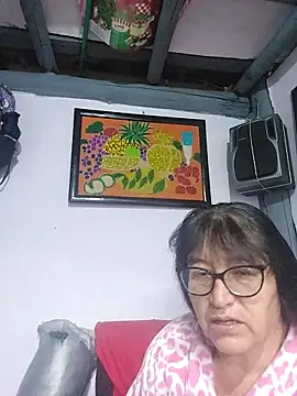 clarita 01 online show from 12/04/25, 12:37