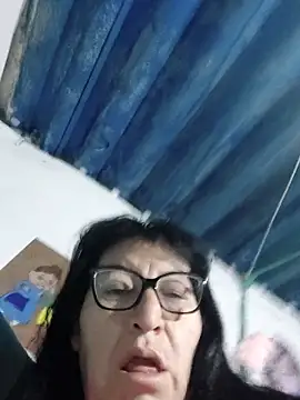 Snapshot of clarita_01 chatting on 05/28/26, 10:11 clarita 01 online show from 05/28/26, 10:11