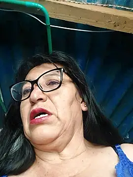 clarita 01 online show from 04/13/26, 02:21