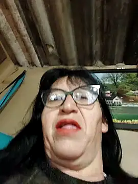 clarita 01 online show from 10/17/25, 10:50