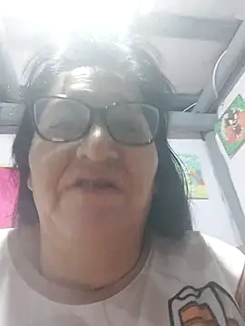 Snapshot of clarita_01 chatting on 07/13/26, 10:58 clarita 01 online show from 07/13/26, 10:58
