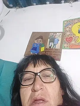 Snapshot of clarita_01 chatting on 06/02/26, 10:37 clarita 01 online show from 06/02/26, 10:37