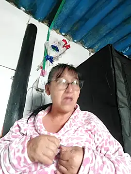 clarita 01 online show from 12/03/25, 12:37