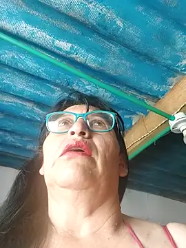 clarita 01 online show from 02/04/26, 01:06