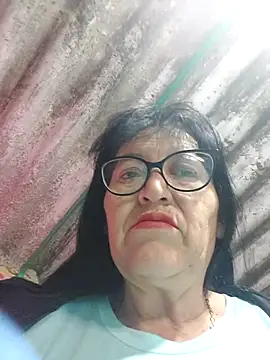 clarita 01 online show from 10/29/25, 11:09