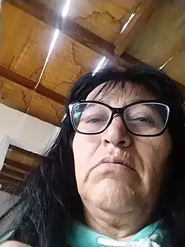 Snapshot of clarita_01 chatting on 06/14/26, 03:46 clarita 01 online show from 06/14/26, 03:46