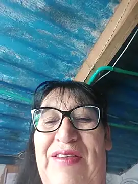 Snapshot of clarita_01 chatting on 04/17/26, 02:20 clarita 01 online show from 04/17/26, 02:20