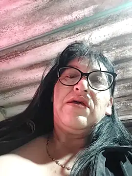 clarita 01 online show from 11/07/25, 11:15