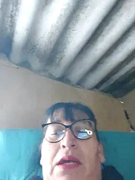 clarita 01 online show from 11/01/25, 11:26