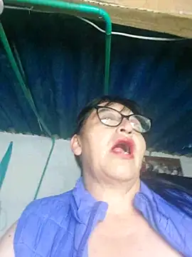 clarita 01 online show from 01/12/26, 12:45