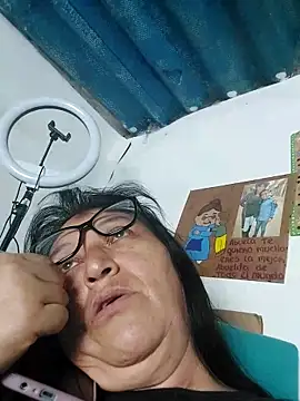 Snapshot of clarita_01 chatting on 06/03/26, 02:33 clarita 01 online show from 06/03/26, 02:33