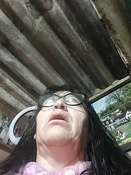 clarita 01 online show from 11/14/25, 11:14