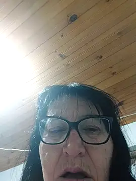 Snapshot of clarita_01 chatting on 05/13/26, 10:22 clarita 01 online show from 05/13/26, 10:22
