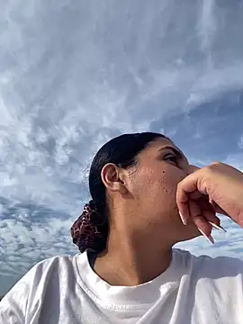 Indianbutter11 online show from 11/04/25, 05:00