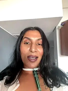 Indianbutter11 online show from 10/31/25, 07:38