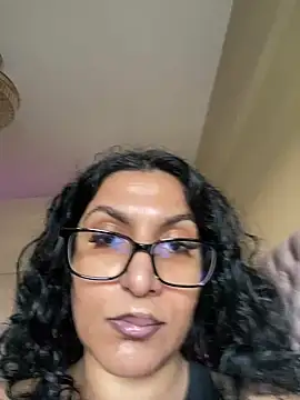 Snapshot of Indianbutter11 chatting on 02/27/25, 04:46 Indianbutter11 online show from 02/27/25, 04:46