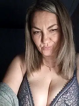 Ant0nina online show from 12/31/24, 01:36