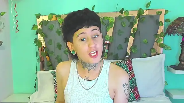 Snapshot of Ethan_lennox chatting on 02/18/26, 10:06 Ethan lennox online show from 02/18/26, 10:06