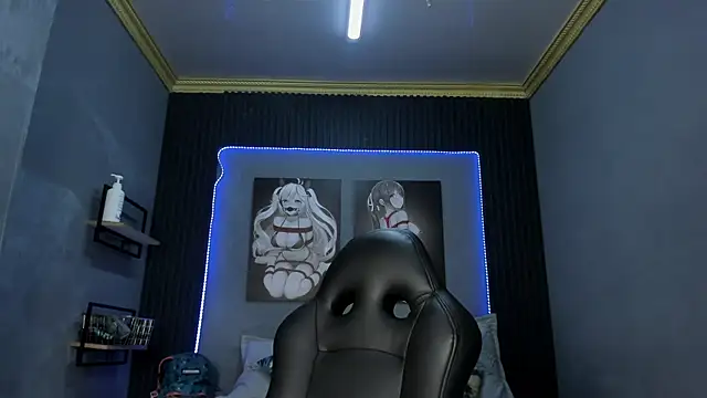 Snapshot of Ethan_lennox chatting on 11/18/25, 03:26 Ethan lennox online show from 11/18/25, 03:26