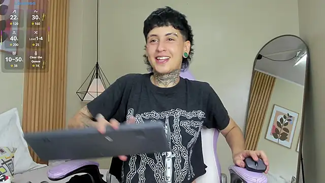 Snapshot of Ethan_lennox chatting on 02/26/26, 09:48 Ethan lennox online show from 02/26/26, 09:48