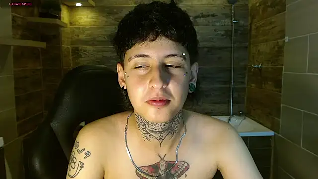 Snapshot of Ethan_lennox chatting on 03/04/26, 08:05 Ethan lennox online show from 03/04/26, 08:05