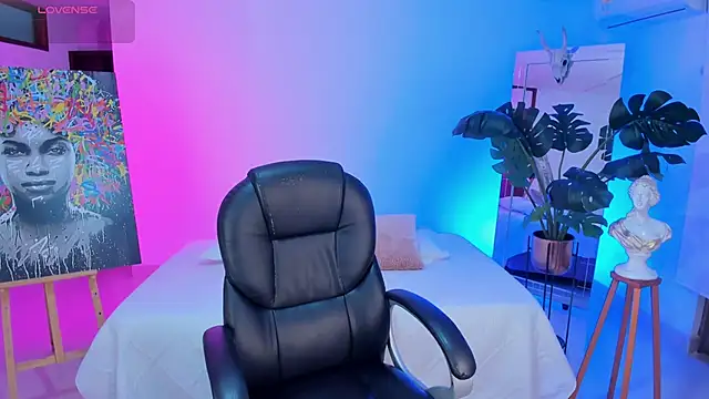 JANYLOVE   online show from 02/19/26, 10:56