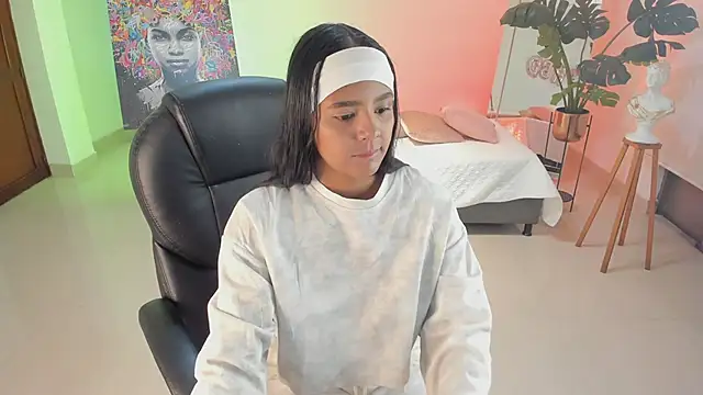 JANYLOVE   online show from 10/25/25, 10:58