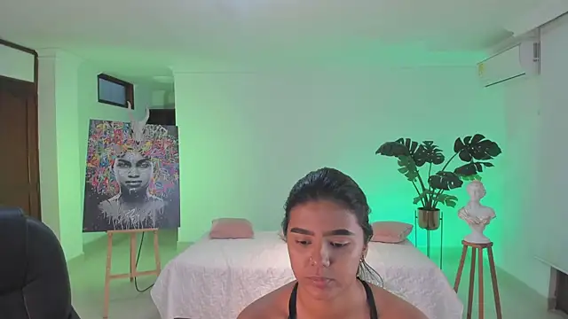 Snapshot of JANYLOVE__ chatting on 09/15/25, 10:48 JANYLOVE online show from 09/15/25, 10:48