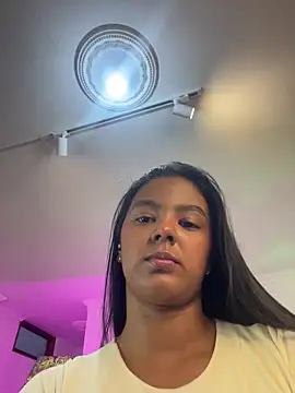 JANYLOVE   online show from 05/11/26, 11:00