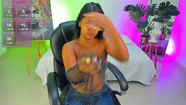 JANYLOVE   online show from 04/14/26, 10:42