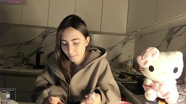 Ayesha Thebestt online show from 02/02/26, 05:01