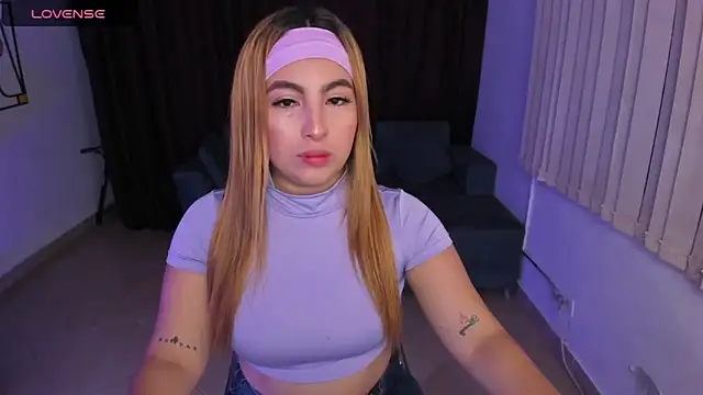 SusyAmis online show from 11/01/25, 03:35