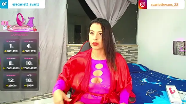 Snapshot of Scarlett_Evanz chatting on 04/07/26, 12:56 Scarlett Evanz online show from 04/07/26, 12:56