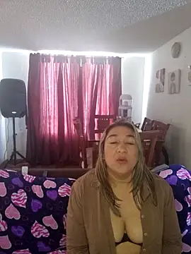 kitty 84 online show from 10/24/25, 02:49