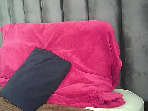 SuvieyX online show from 04/10/26, 06:09