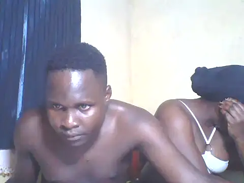 Dark Queenchocolate online show from 10/18/25, 08:33